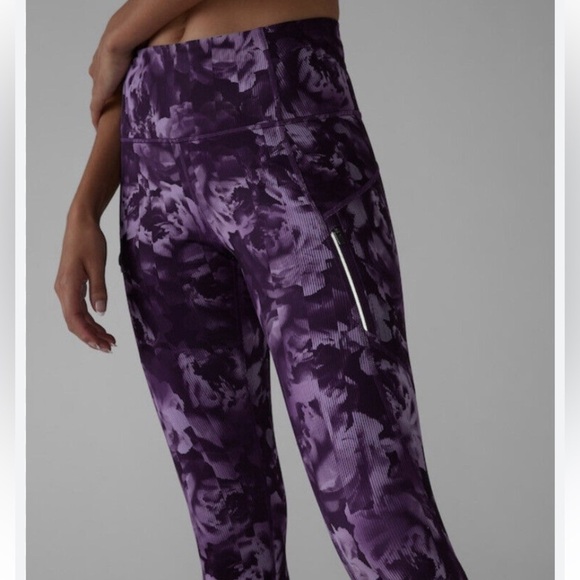 Athleta Rainier Womens Leggings Small Performance Purple Athletic Boho Casual - Picture 5 of 9